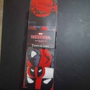 Men's Deadpool 7 Days of Cozy Crew Socks - Adult Size 6-12 pack Marvel